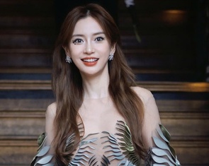 Angelababy chật vật tìm lại hào quang sau khi ly hôn Huỳnh Hiểu Minh