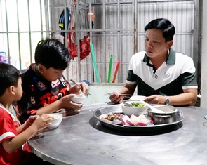 Cà Mau dự chi hơn 43 tỉ đồng hỗ trợ cán bộ cấp xã