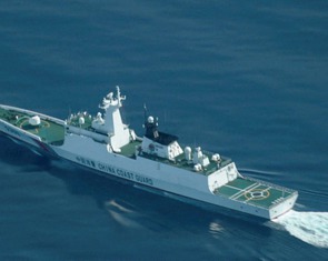Trung Quốc xịt vòi rồng tàu Philippines gần bãi cạn Scarborough