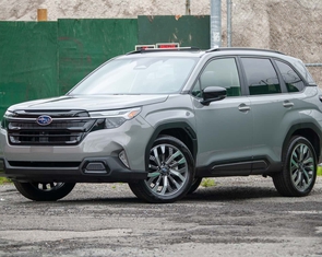 Subaru Forester 2025 nhập khẩu dự kiến ra mắt Việt Nam tháng 11, giá ước tính từ 1,3 tỉ đồng