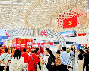 Kỳ tích thép Việt giữa không gian triển lãm 80 năm thành tựu đất nước