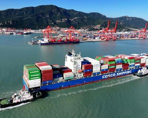 Giải mã lý do Trung Quốc sắp chạm mốc thặng dư thương mại kỷ lục 1.200 tỉ USD