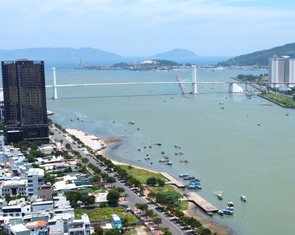 Xử lý tình trạng mang loa kẹo kéo hát karaoke ồn ào bên sông Hàn