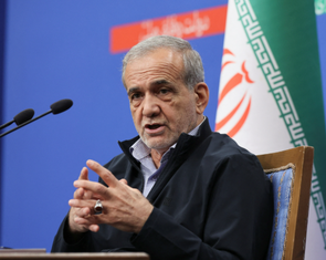 Iran bác bỏ yêu cầu giao nộp toàn bộ uranium làm giàu cho Mỹ