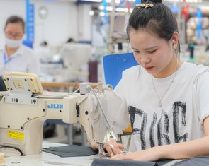 Bộ Nội vụ chính thức đề xuất tăng lương tối thiểu 7,2% từ 1-1-2026