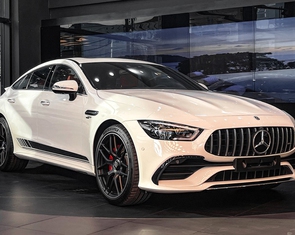 Tin tức giá xe: Mercedes-AMG GT 53 giảm tới gần 2,9 tỉ đồng
