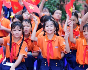 Chào mừng năm học mới 2025-2026: Dẫn dắt phát triển quốc gia bằng giáo dục