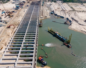 Thủ tướng yêu cầu Quảng Trị phấn đấu hoàn thành 2 sân bay dịp 30-4-2026