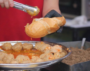 Đi tìm nghệ nhân văn hóa ẩm thực và chuyện xuất khẩu đầu bếp Việt