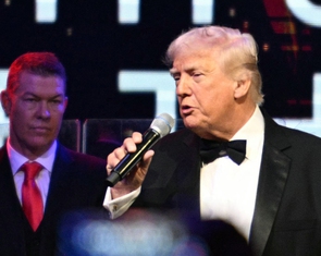 Ông Trump tổ chức tiệc giao thừa ở Mar-a-Lago, có Thủ tướng Israel Netanyahu dự