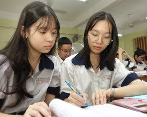 Dạy thêm - học thêm, chờ một quyết định nhất quán