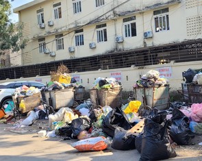 Bãi chứa rác thải lớn nhất Thanh Hóa bốc mùi hôi, dân bức xúc, tỉnh chỉ đạo khẩn