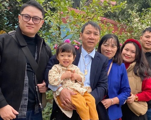 Ba căn nhà một mái ấm