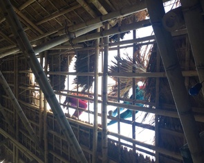 Ngôi nhà ấm đến từng cọng gianh