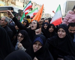 Mỹ - Iran: Thuế quan, vũ lực hay đàm phán?