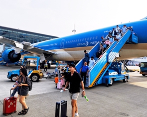 Hàng không tăng tốc trước Tết Bính Ngọ: Thêm 300 chuyến, thêm máy bay