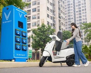 VinFast tung 4 mẫu xe máy điện mới, phủ rộng mạng lưới đổi pin