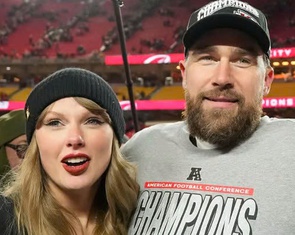 Taylor Swift và Travis Kelce hoãn đám cưới