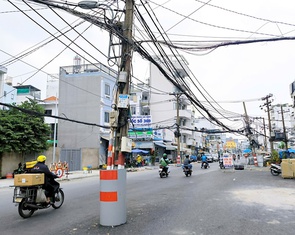 Dời tạm cột điện trên đường Chu Văn An trước Tết Nguyên đán 2026