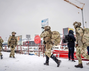 Châu Âu sẽ 'chĩa bazooka' vào Mỹ?