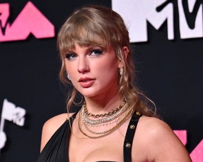 Lộ tin nhắn gây sốc của Taylor Swift