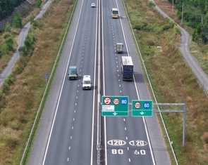 Phân làn theo tốc độ, loại xe chạy trên cao tốc Phan Thiết - Dầu Giây: Thông thoáng và an toàn hơn