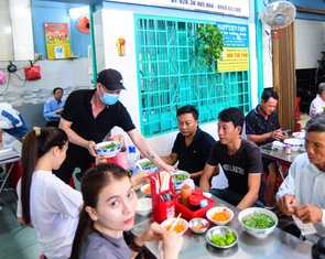 Bán tô phở, chai nước suối có phải xuất hóa đơn bán lẻ?