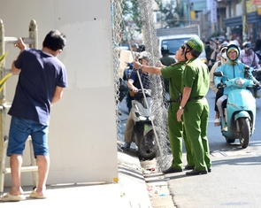 Làm nghiêm để lập lại trật tự vỉa hè