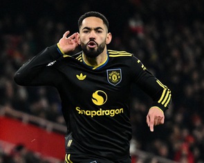 Man United lại gây sốc khi đánh bại Arsenal, giúp Premier League thêm kịch tính