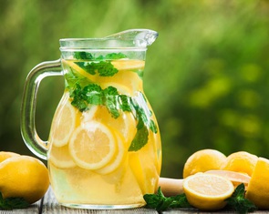 Thực hư việc nước chanh giúp hỗ trợ giảm nguy cơ sỏi thận?