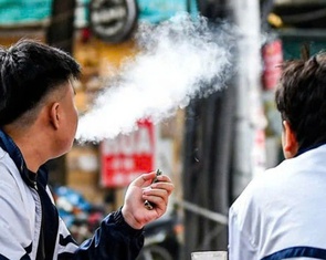 Mua bán thuốc lá điện tử còn nhiều thủ đoạn tinh vi, khó xử phạt