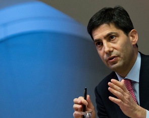 Kevin Warsh, người được ông Trump đề cử làm Chủ tịch Fed là ai?