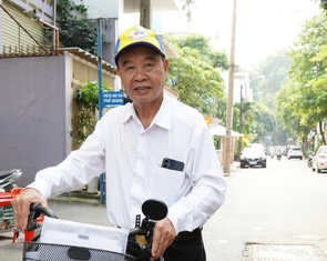 Bí thư Mộc và 15 năm 'đi từng ngõ, gõ từng nhà' giữ yên khu phố