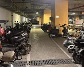 Bộ Xây dựng đề xuất quy định bắt buộc bố trí chỗ để xe điện, khu sạc xe điện trong chung cư