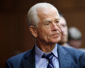 Cố vấn kinh tế Nhà Trắng: Mỹ sẽ sớm chấm dứt thế thống trị đất hiếm của Trung Quốc