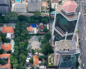 TP.HCM: Phá dỡ rào chắn 9 khu 'đất vàng' làm công viên, vườn hoa phục vụ dân dịp Tết Bính Ngọ 2026