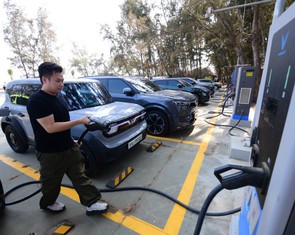 Trạm sạc xe điện phải chuẩn hóa an toàn trong 24 tháng theo quy chuẩn mới