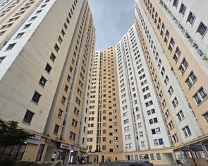 'Nỗi khổ' thu nhập trên 50 triệu: Vượt chuẩn mua nhà ở xã hội, không với tới nhà thương mại