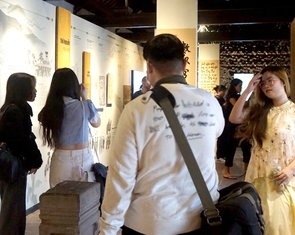 Bí mật những dòng chữ trên bia tiến sĩ bị đục bỏ