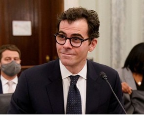CEO Instagram ra tòa, phủ nhận cáo buộc 'gây nghiện' trẻ em để trục lợi