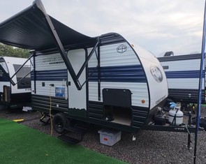 Thay vì bỏ tiền tỉ mua nhà đất, chỉ cần gần 340 triệu là có nhà di động đủ cho 4 người sống