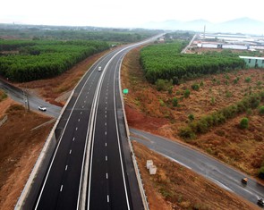 Bổ sung mức thu phí qua nút giao cao tốc TP.HCM - Long Thành - Dầu Giây và Biên Hòa - Vũng Tàu