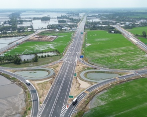 Hơn 110km cao tốc về miền Tây: Có trạm dừng nghỉ hay không?