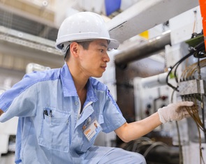 Thưởng Tết gần 9 triệu đồng/người, doanh nghiệp 'chạy đua' giữ lao động đầu năm 2026