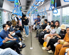 Metro số 1 đón hơn nửa triệu lượt khách trong 7 ngày Tết