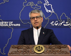 Ông Trump nói Iran đang phát triển tên lửa có thể vươn tới Mỹ, Tehran bác bỏ