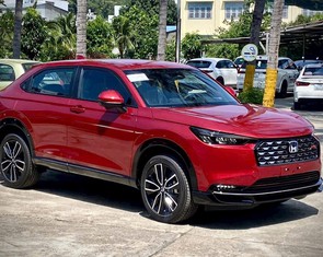 Tin tức giá xe: Honda HR-V hybrid giảm hàng chục triệu, từ đắt thành rẻ hơn Toyota Corolla Cross HEV