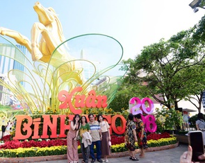 Đường hoa Tết Bính Ngọ 2026 đón hơn 2,2 triệu lượt khách