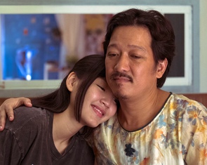 Trường Giang thành đạo diễn trăm tỉ với phim đầu tay 'Nhà ba tôi một phòng'