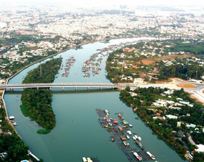 Đồng Nai thông xe 2 trục giao thông lớn và khởi công dự án chăn nuôi 1.500ha